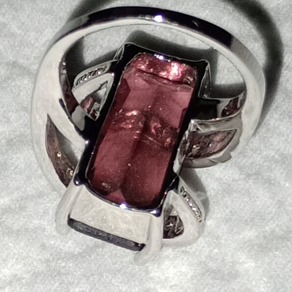 925 Burgundy Gemstone Ring NWOT - Picture 10 of 13